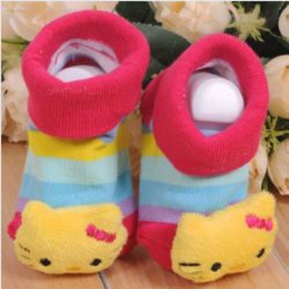 Hello Kitty socks - Picture 3 of 3